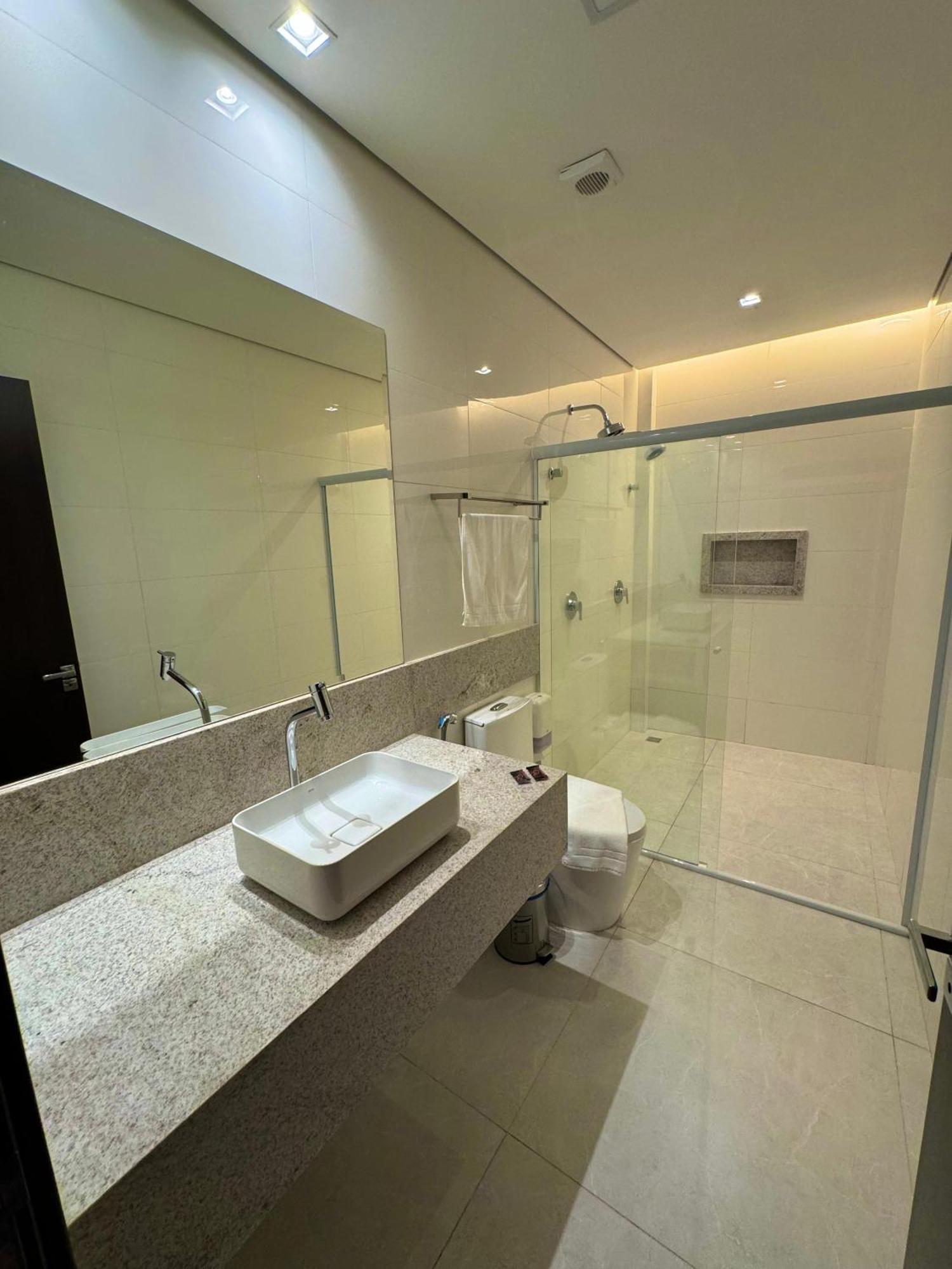 Oasis Hotel Miracema do Tocantins Exterior photo
